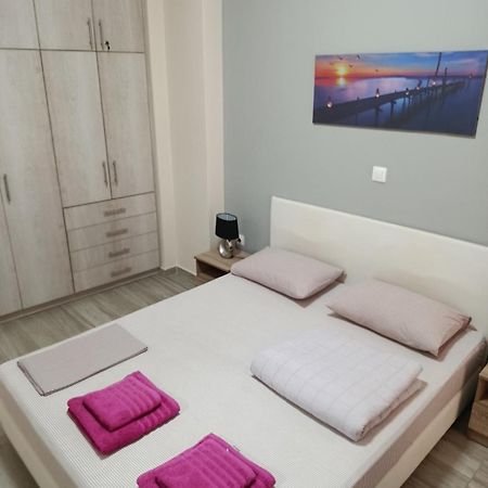 Alimos Apartments Atene Esterno foto